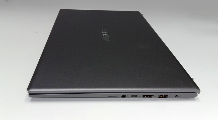 Ноутбук ASUS VivoBook F512dA 15.6" FullHD Ryzen 3 12Gb DDR4,128GB NVME Б/В - зображення 9