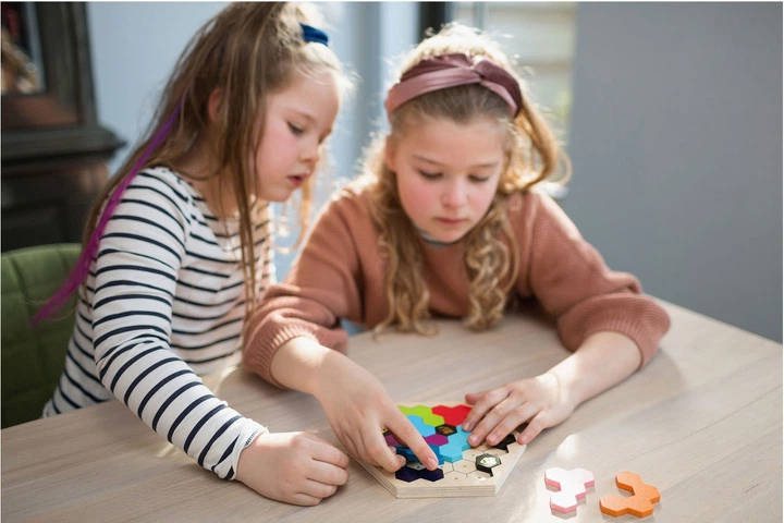 Łamigłówka Bs Toys Puzzzzzzle od pszczółki (8717775443469) - obraz 4