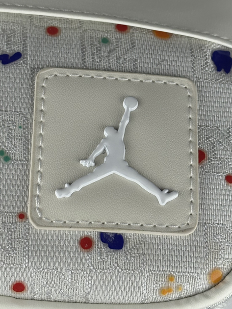 Сумка через плечо Jordan Monogram в белом цвете. - изображение 4