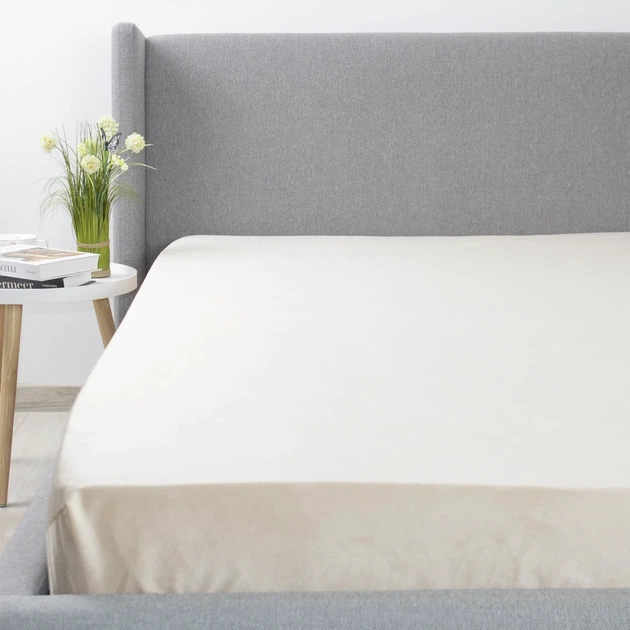 Простирадло на резинці 180×200 ТЕП VELOUR бежеве, велюр 200 г/м² - Фото 2 Простирадло на резинці 180×200 ТЕП VELOUR бежеве, велюр 200 г/м² - зображення 2