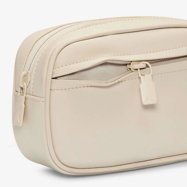 Жіноча сумка кросс-боді через плече JORDAN Monarch Camera Bag (1L) Light Orewood Brown WA9164-X27 (142718) - зображення 6