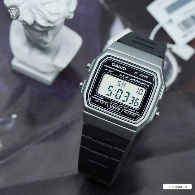 Наручний годинник Casio F-91WM-1B, цифровий, полімерний ремінець, водозахист 30 м - зображення 2
