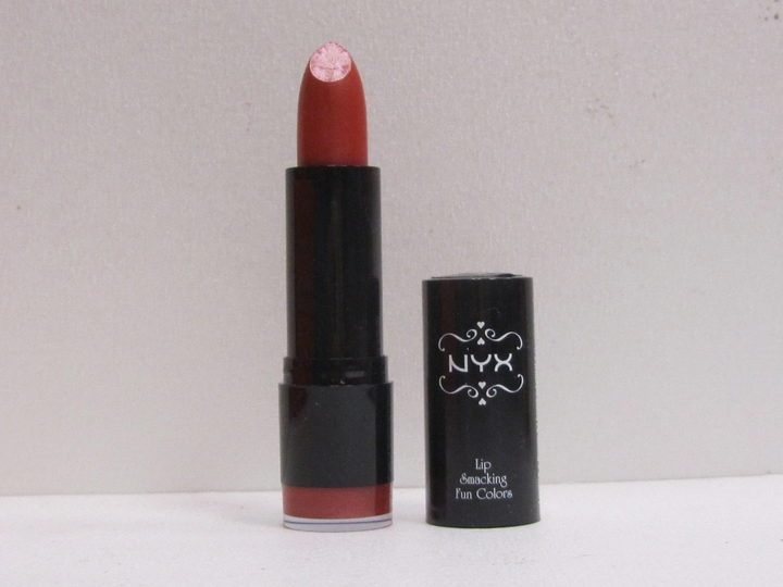 Увлажняющая помада для губ NYX Cosmetics Extra Creamy Round Lipstick LSS633 Twist - изображение 3