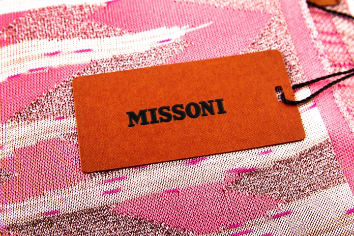 Жіночий рожевий візерунчастий шарф Missoni Bea 200 x 35 см SC13VMD8858 - Фото 4 Жіночий рожевий візерунчастий шарф Missoni Bea 200 x 35 см SC13VMD8858 - изображение 4