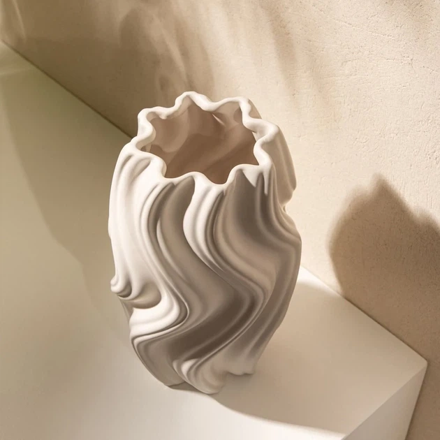 Ваза Homla Salana хвиляста біла 16x15x26 см (5906496765551) - зображення 5