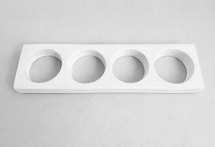 Декоративный гипсовый подрозетник для 3D панелей, плитки и кирпича на 4 отверстия. - Фото 1 Декоративный гипсовый подрозетник для 3D панелей, плитки и кирпича на 4 отверстия. - изображение 1