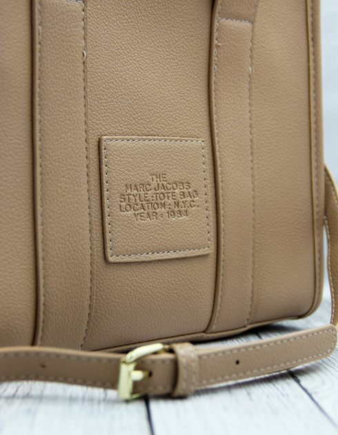 Жіноча сумка MARC JACOBS THE TOTE BAG шкіряна Хакі - Фото 5 Жіноча сумка MARC JACOBS THE TOTE BAG шкіряна Хакі - зображення 5