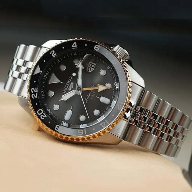 （本日中:最終値下) SEIKO 5 SPORTS GMT SKX SSK021 Годинник SEIKO 5 Sports GMT SSK021 – купить онлайн на ROZETKA