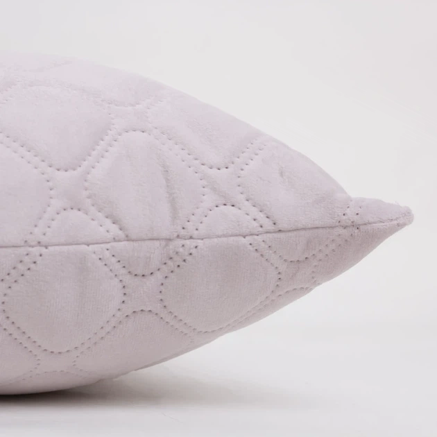 Подушка декоративна 50×70 ТЕП VELOUR бузкова Lilac Powder, велюр, м’яка, антиалергенна - Фото 5 Подушка декоративна 50×70 ТЕП VELOUR бузкова Lilac Powder, велюр, м’яка, антиалергенна - зображення 5