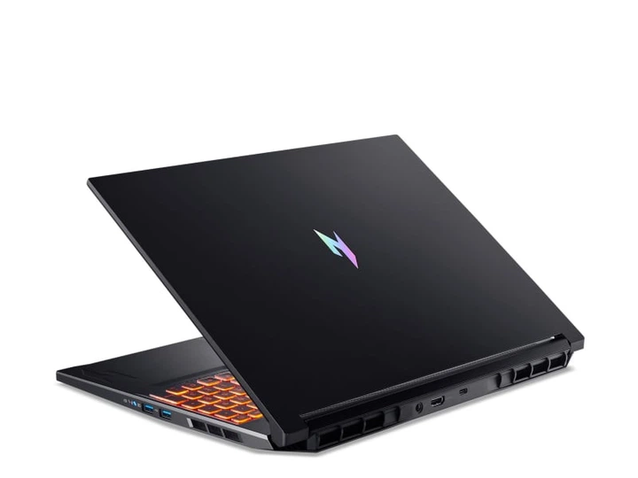 Ноутбук Acer Nitro V 16 AI Ryzen AI 7-350/32GB/1TB/Win11PX RTX5070 (ANV16-61 || NH.U1EEP.001) - изображение 4