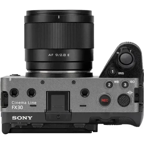 Объектив Viltrox AF 9mm F/2.8 Air E mount AF 9/2.8 E - широкоугольный автофокусный для Sony E-mount APS-C - Фото 8 Объектив Viltrox AF 9mm F/2.8 Air E mount AF 9/2.8 E - широкоугольный автофокусный для Sony E-mount APS-C - изображение 8