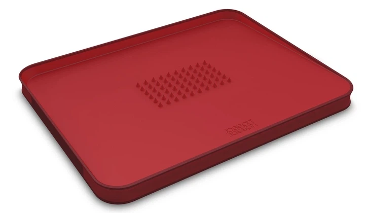 Доска разделочная двухсторонняя Joseph Joseph Cut&Carve Plus Red 60004 (01000061) - Фото 1 Доска разделочная двухсторонняя Joseph Joseph Cut&Carve Plus Red 60004 (01000061) - изображение 1