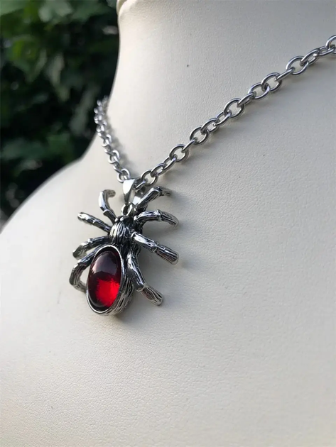Кулон подвеска Spider паук в виде паука и красного кристалла готическое в стиле панк - изображение 2