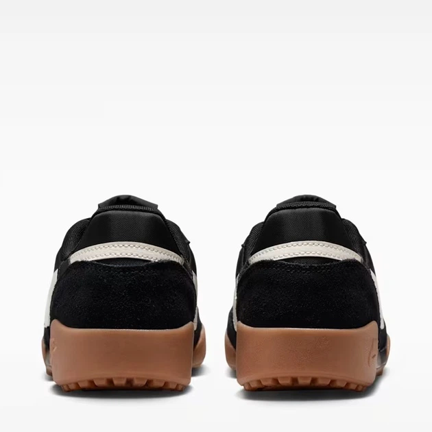Жіночі снікери замшеві Nike W Terra Manta IM6484-002 38.5 (7.5US) Чорні (198481870523) - зображення 4