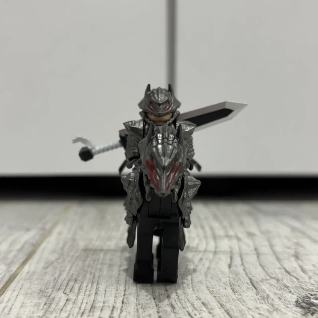 Коллекционная фигурка Гатс в доспехах Берсерка на коне — Мини-фигурка Berserk - Фото 6 Коллекционная фигурка Гатс в доспехах Берсерка на коне — Мини-фигурка Berserk - изображение 6
