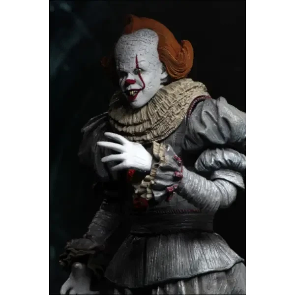Коллекционная фигурка Пеннивайз (Pennywise) Ultimate 18 см «Оно: Часть 2» (2019) от NECA с аксессуарами - Фото 6 Коллекционная фигурка Пеннивайз (Pennywise) Ultimate 18 см «Оно: Часть 2» (2019) от NECA с аксессуарами - изображение 6