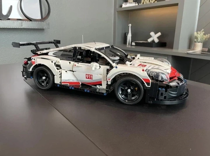 Конструктор Technic Porsche Порш 911 GT3 RS (белый) 1580 деталей спортивный суперкар 50 см - изображение 5