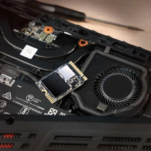 Твердотільний накопичувач SSD 512Gb, AMD R3, PCI-E 3.0 x4, M.2 (R3MP30512G8) - зображення 3