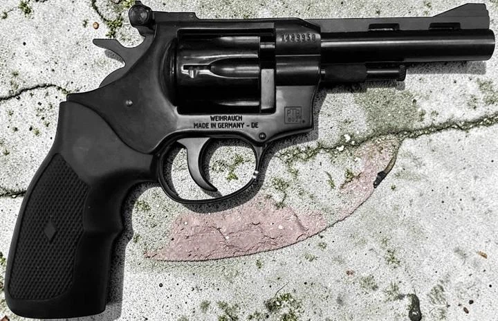 Револьвер Weihrauch Arminius HW4 4" Combat grip + Dynamit Nobel 100шт - изображение 4