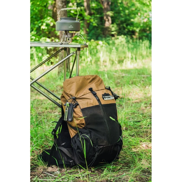 Рюкзак туристичний Naturehike Helium 30+5 л коричневий - зображення 8