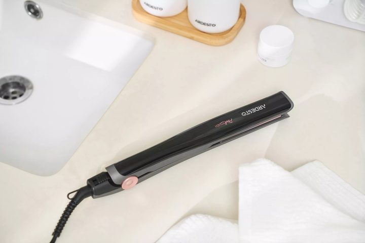 Выпрямитель для волос Ardesto Pink Touch керамический с LED дисплеем, регулировка температуры 110–200°C, утюжок 32 Вт - Фото 4 Выпрямитель для волос Ardesto Pink Touch керамический с LED дисплеем, регулировка температуры 110–200°C, утюжок 32 Вт - изображение 4