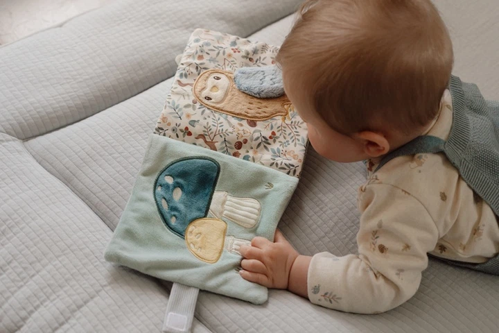 Książeczka sensoryczna Little Dutch duża Forest Friends (LD8907) (8713291889071) - obraz 8