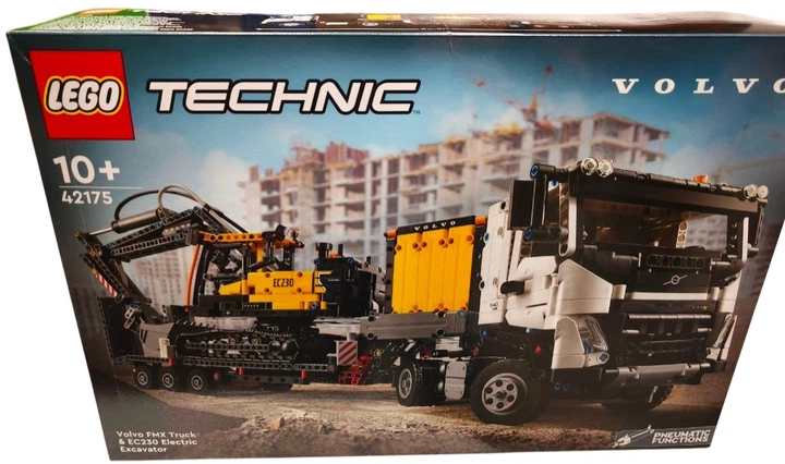 Конструктор LEGO Technic Вантажівка Volvo FMX і електричний екскаватор EC230 2274 деталі (42175) (955555917301499) - Уцінка - зображення 3