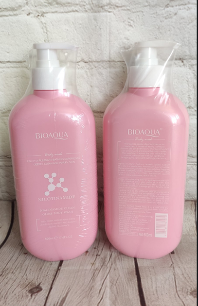 Гель для душу з ніацинамідом Bioaqua Nicotinamide Clean Gloss Body Wash, 500 мл, (03942.Pink) - Фото 2 Гель для душу з ніацинамідом Bioaqua Nicotinamide Clean Gloss Body Wash, 500 мл, (03942.Pink) - зображення 2