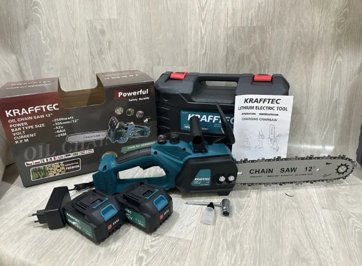 Акумуляторна ланцюгова пила Krafftec з автоматичним мастилом електропила для обрізання дерев і розпилювання деревини з шиною 12 дюймів та двома акумуляторами 52V/6Ah - Фото 8 Акумуляторна ланцюгова пила Krafftec з автоматичним мастилом електропила для обрізання дерев і розпилювання деревини з шиною 12 дюймів та двома акумуляторами 52V/6Ah - зображення 8