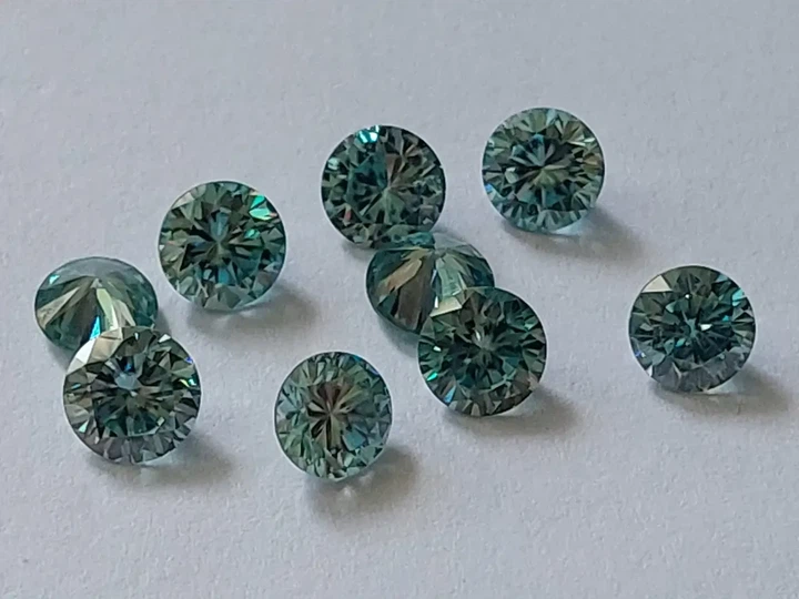 Муассанит 4.30ct VVS1-9pc/4.90-5.50mm (3687105) - изображение 4
