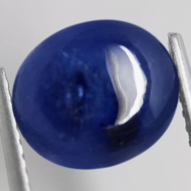 Сапфір кабошон 3.87 Ct 8.5 х 7.4 х 5.1 мм (435421) - Фото 2 Сапфір кабошон 3.87 Ct 8.5 х 7.4 х 5.1 мм (435421) - зображення 2