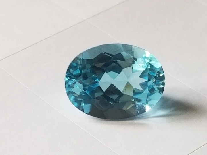 Натуральный топаз 12.86ct 16.2x12.2mm (18971) - Фото 3 Натуральный топаз 12.86ct 16.2x12.2mm (18971) - изображение 3