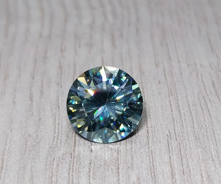 Муассанит 5.45 ct 12 mm (09565) - изображение 4