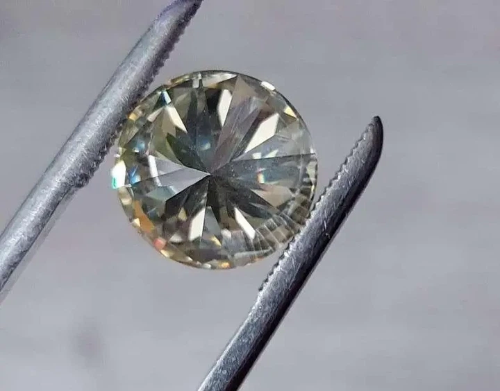 Муассанит 7.51ct VVS1/13.33mm (38064305) - изображение 7