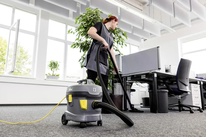 Пилосос професійний Karcher T 11/1 Classic, 850Вт, 235мБар, контейнер 11л, 3,9кг (00113518) - Фото 4 Пилосос професійний Karcher T 11/1 Classic, 850Вт, 235мБар, контейнер 11л, 3,9кг (00113518) - изображение 4