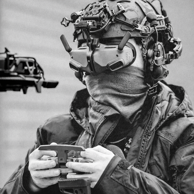 Кріплення для FPV-окулярів на шолом L4G24 (тип “ластівчин хвіст”), J-подібний тримач - зображення 8