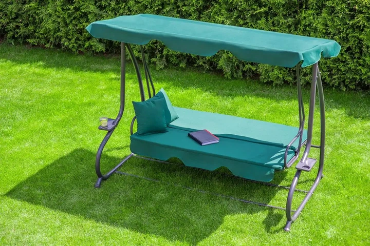 Садова гойдалка з навісом JUST GARDEN Relax Comfort "Зелена" - розкладна, 3х-місна гойдалка з посиленим каркасом. Чудовий варіант для затишного відпочинку - зображення 2