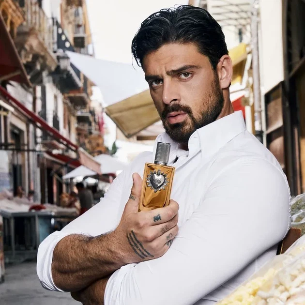 Тестер Духи для мужчин Dolce & Gabbana Devotion Pour Homme Parfum 100 мл - Фото 4 Тестер Духи для мужчин Dolce & Gabbana Devotion Pour Homme Parfum 100 мл - изображение 4