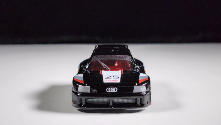Машинка Базовая Hot Wheels Audi '90 Quattro Peak Pursuit 1:64 JBC04 Black - изображение 5
