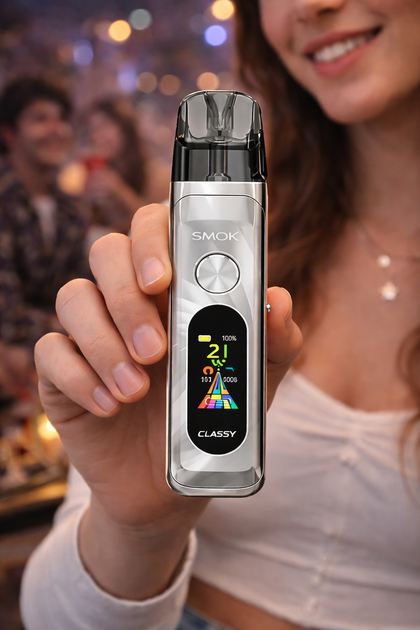 Многоразовая pod-система Smok Novo Classy KIT Silver White вейп Смок Ново алюминиевый сплав 1350мАч до 30Вт серебристая - Фото 4 Многоразовая pod-система Smok Novo Classy KIT Silver White вейп Смок Ново алюминиевый сплав 1350мАч до 30Вт серебристая - изображение 4