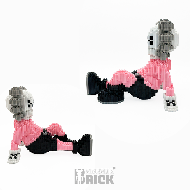 Конструктор 3д для взрослых и детей ArcaneBrick "Kaws Pink Companion" 25см сборный блочный конструктор в форме 3D фигурка кавс - изображение 3