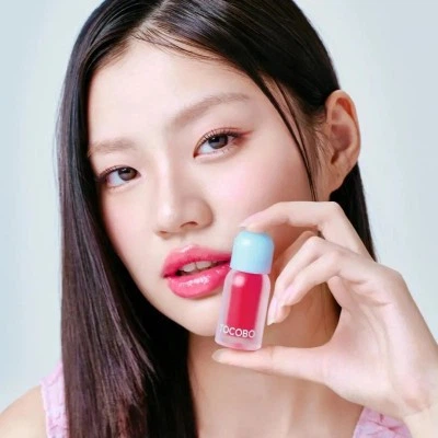 Оттеночное масло-плампер для губ Tocobo Juicy Berry Plumping Lip Oil #12 Cherry Ade 4ml - Фото 3 Оттеночное масло-плампер для губ Tocobo Juicy Berry Plumping Lip Oil #12 Cherry Ade 4ml - изображение 3