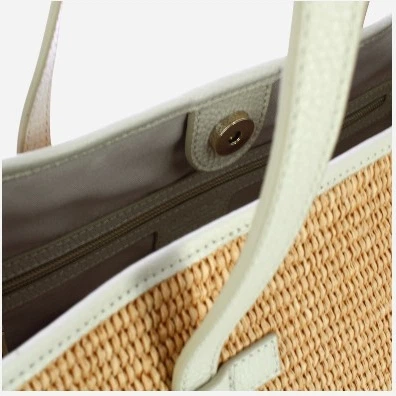 Сумка-шопер жіноча з натуральної шкіри велика Iuntoo Adria 13200 2AX Біла (800070358127) - зображення 4