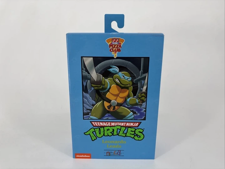 Черепашкининдзя: Леонардо Коллекционная фигурка NECA Ultimate (Cartoon VHS Pizza Club) 18 см - Фото 3 Черепашкининдзя: Леонардо Коллекционная фигурка NECA Ultimate (Cartoon VHS Pizza Club) 18 см - изображение 3
