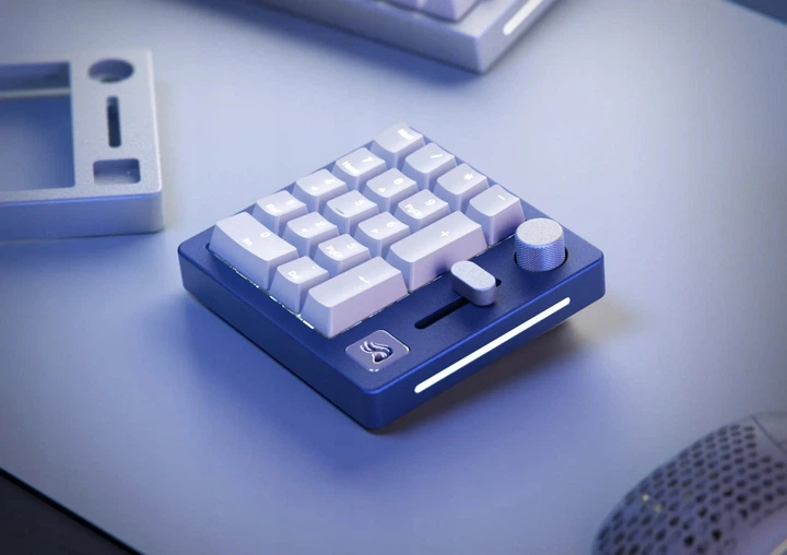 Ramka Glorious GMMK Numpad Top Frame E-White (GLO-ACC-NP-TF-EW) - obraz 2