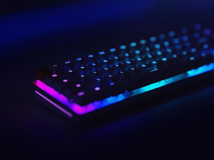 Klawiatura przewodowa Glorious GMMK 2 65% Black (GLO-KB-GMMK2-65-PB-FOX-W-BLK-US) - obraz 6