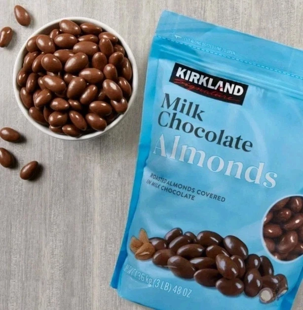Миндаль в молочном шоколаде Kirkland Signature Milk Chocolate Almonds 1.36 кг - изображение 2