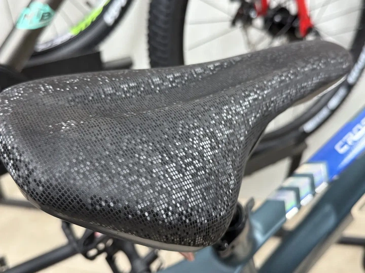 Облегченный детский велосипед Crosser XMB 20" магниевая рама 10" Shimano на 7 скоростей дисковые тормоза - Фото 3 Облегченный детский велосипед Crosser XMB 20" магниевая рама 10" Shimano на 7 скоростей дисковые тормоза - изображение 3