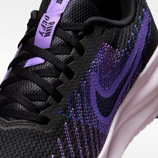 Жіночі кросівки для бігу Nike W Run Defy HM9593-006 42.5 (10.5US) Чорні (198726576067) - зображення 7
