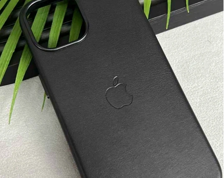Чохол Leather Case з MagSafe для iPhone 13 Pro Max шкірозамінник захист камери чорний - зображення 7